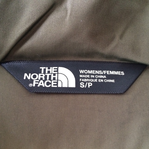 HP ๐10/2๐ THE NORTH FACE Aconcagua Parka Jacket - Picture 5 of 8
